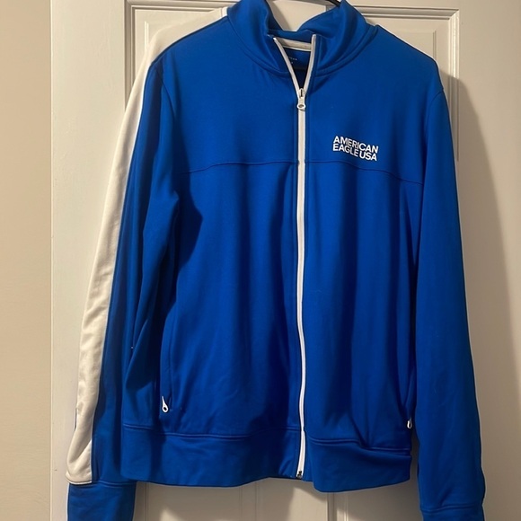 Blue and white American eagle zip up sweater - Picture 1 of 3